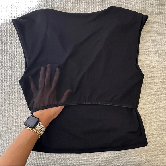 Athleta Black Transcend Crop Tank - Picture 11 of 14